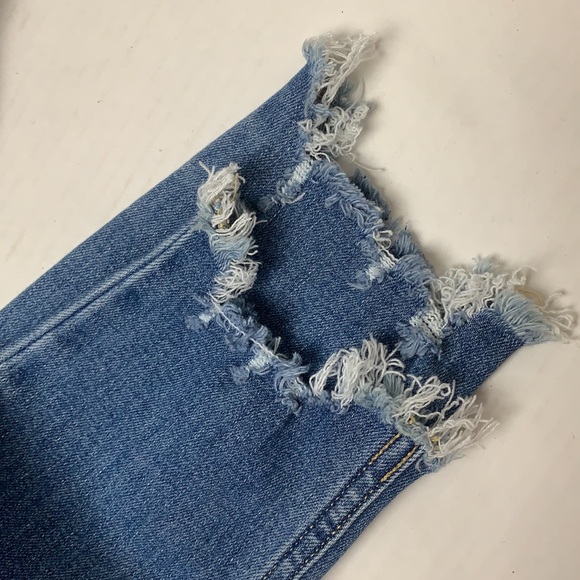 A&F curve love ankle high rise distressed jeans - Picture 2 of 8